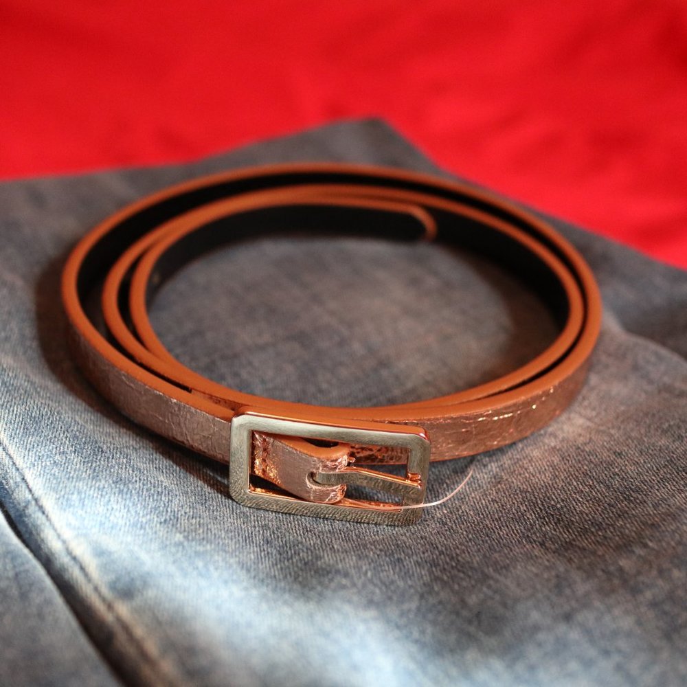 AMERICAN EAGLE OUTFITTERS COPPER METALLIC FOIL BELT